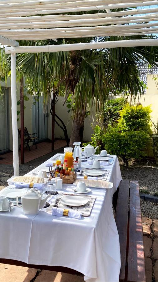 Busa Guest House East London Ngoại thất bức ảnh
